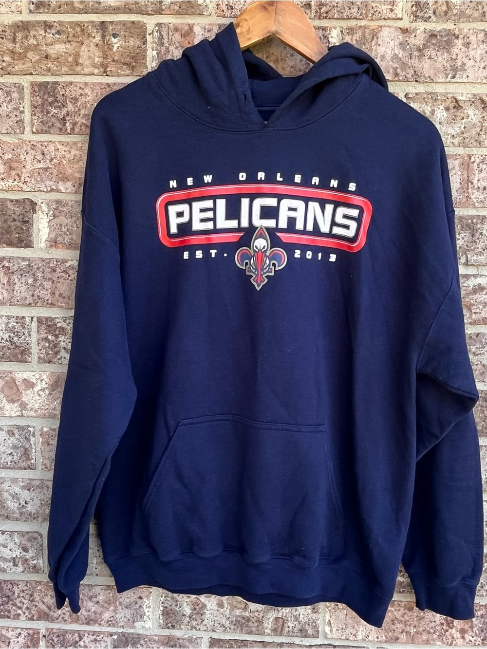 Vintage Y2K NBA New Orleans Pelicans Hoodie Men’s LNavy Graphic Pullover Basket